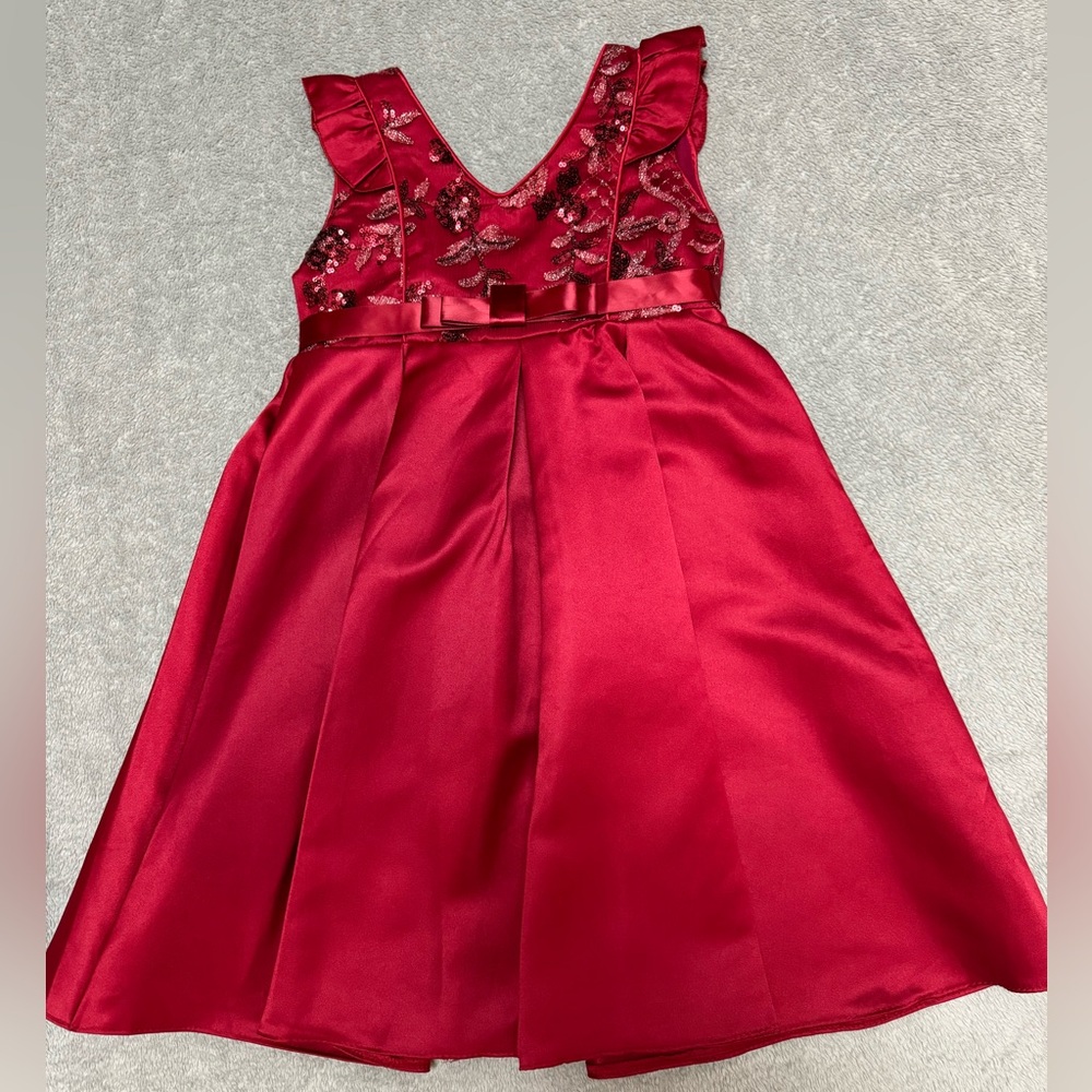 Girls size 6. Red party dress.